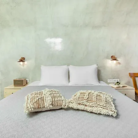 Diamond Luxury Collection * Oia (Santorini)