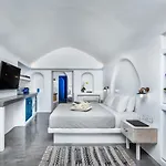 Diamond Luxury Collection Oia (Santorini)